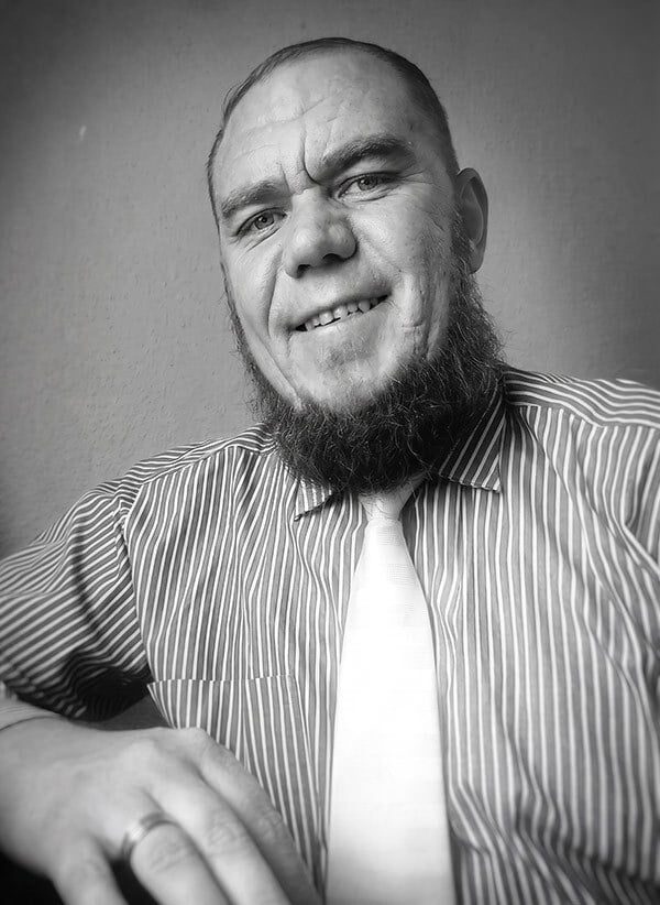 Peter Lewis Dalgleish